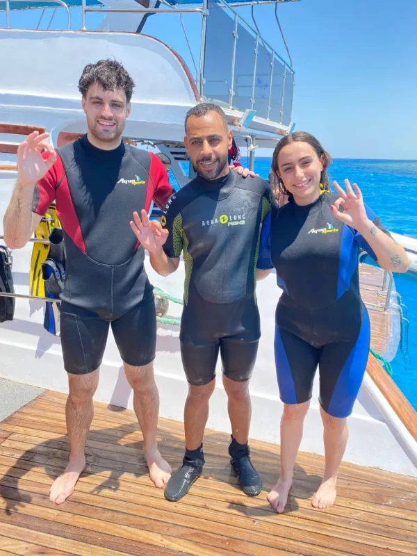 "Try Scuba Diving Hurghada with Diving Mentor - PADI Discovery Dive in the Red Sea for beginners."